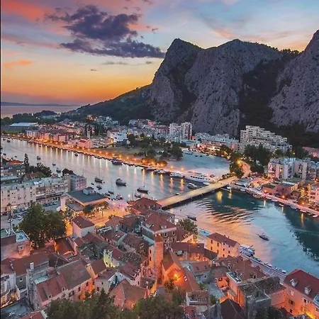 Deluxe Lara * Omiš