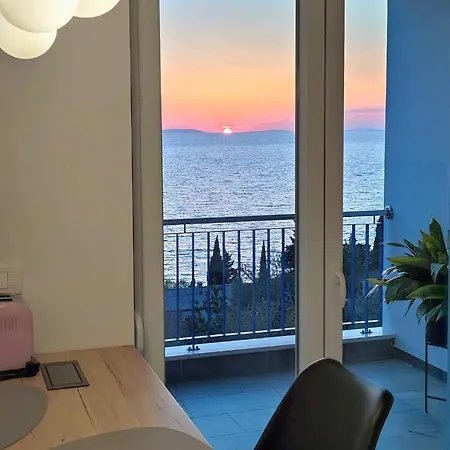 Deluxe Lara Apartment *